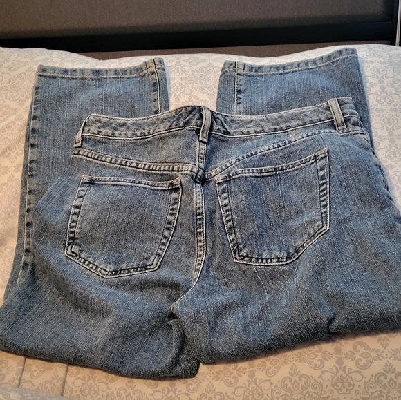 Tommy Hilfiger Women's 4-Snap Closure Blue Jeans, Size 8, IMO Run Big, EUC - Picture 6 of 6